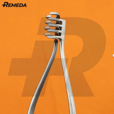 Travers Retractor